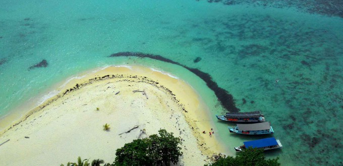 Pemandangan Pulau dari Mercusuar